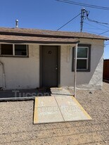 234 E 32nd St in Tucson, AZ - Building Photo