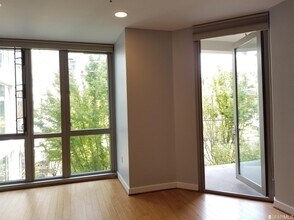 255 Berry St in San Francisco, CA - Building Photo - Building Photo
