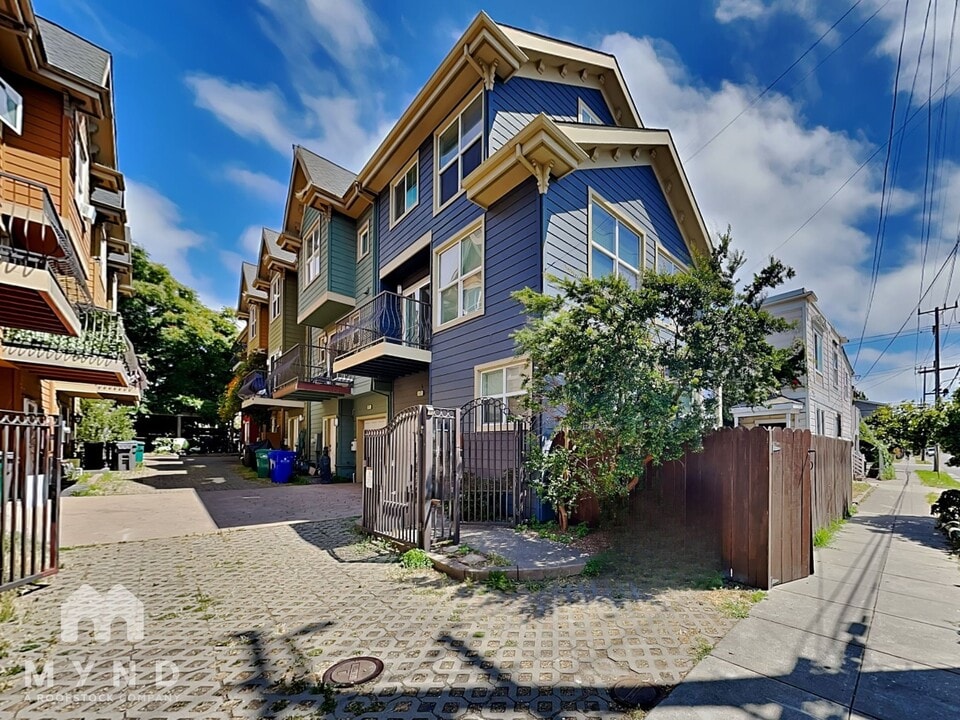 512 Henry St in Oakland, CA - Foto de edificio