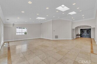6201 Corbin Ave in Los Angeles, CA - Building Photo - Building Photo
