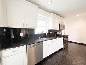 673 Prospect Ave in Fairview, NJ - Building Photo - Building Photo