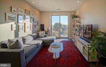 1350 Maryland Ave NE in Washington, DC - Building Photo - Building Photo