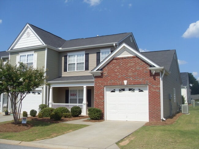 property at 115 Pine Walk Dr