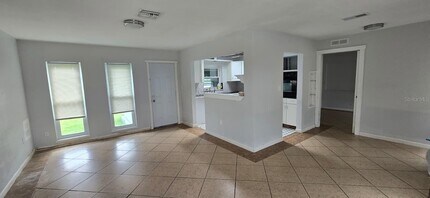 480 Sharon Cir in Port Charlotte, FL - Building Photo - Building Photo