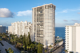 Plaza South Condominium in Fort Lauderdale, FL - Building Photo - Building Photo