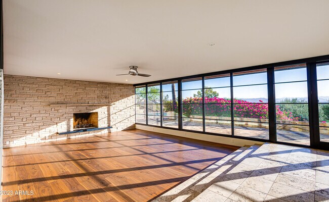 5320 E Wonderview Rd in Phoenix, AZ - Foto de edificio - Building Photo