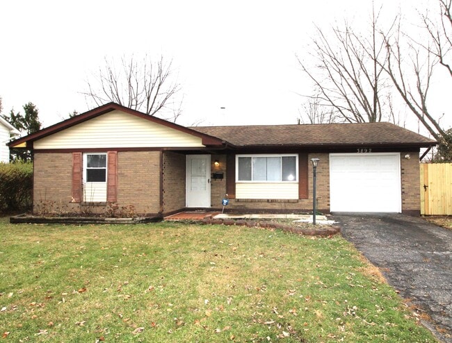 property at 3892 Beechton Rd