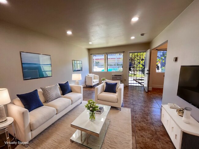 1521 E Canfield Ln-Unit -9 in Anaheim, CA - Foto de edificio - Building Photo