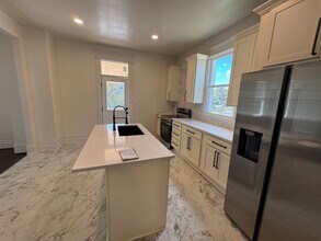 912 Patterson Ave SW in Roanoke, VA - Building Photo - Building Photo