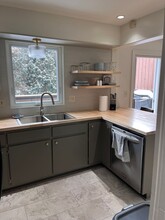 12 W Hayes St in Bozeman, MT - Foto de edificio - Building Photo