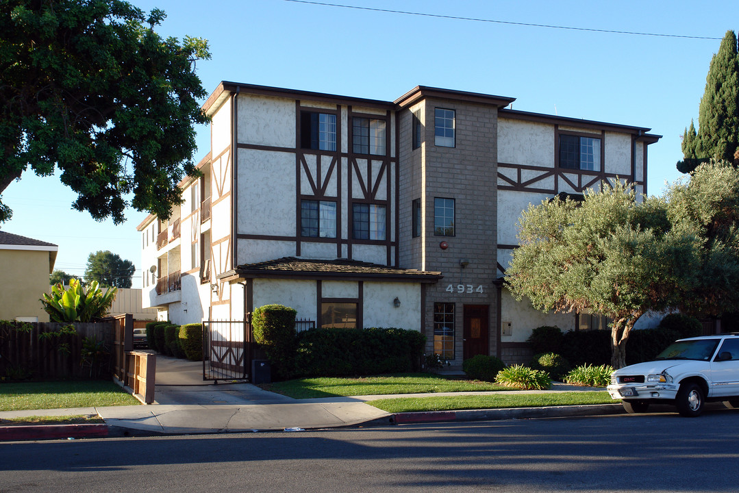 4934 W 119th St in Hawthorne, CA - Building Photo