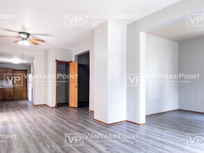 1016 Wirtz Ave in Green Bay, WI - Building Photo - Building Photo