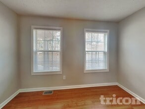 1931 Amherst Ct SE in Conyers, GA - Building Photo - Building Photo