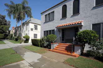 340 N Orange Grove Ave in Los Angeles, CA - Building Photo - Building Photo