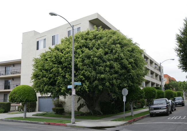 3639 E 2nd St in Long Beach, CA - Building Photo - Building Photo