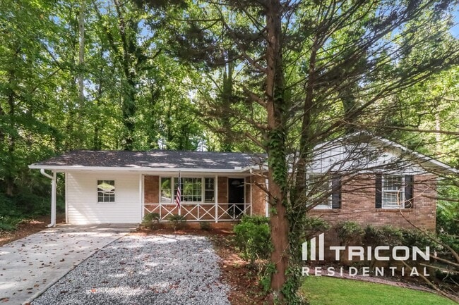 3394 Kenland Rd SE in Smyrna, GA - Building Photo - Building Photo