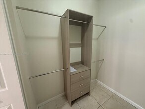 2061 NW 96th Ter in Pembroke Pines, FL - Building Photo - Building Photo