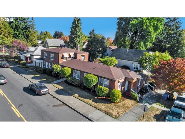 Sellwood 5 Plex