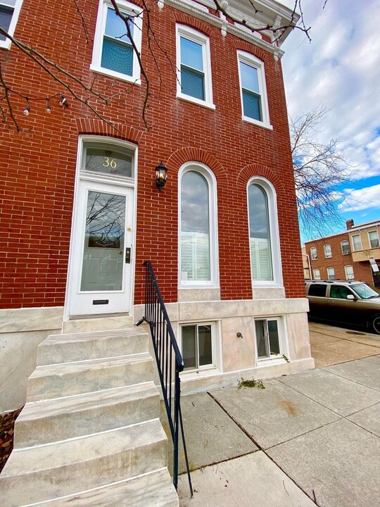 36 N Milton Ave in Baltimore, MD - Building Photo