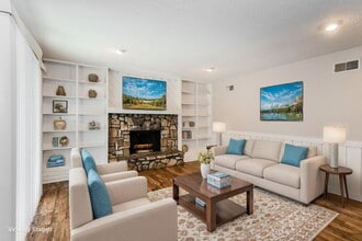 4476 Trout Valley Dr, Unit 1010 in Memphis, TN - Building Photo - Building Photo