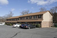 Building Photo - Oak Tree Apartamentos in Fountain Inn, South Carolina