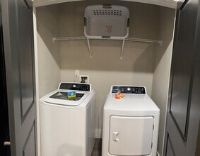 8047 Wheeler Rd in North Charleston, SC - Building Photo - Building Photo