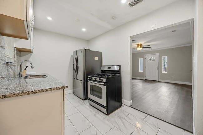 property at 5223 Windemere St