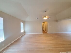 203 Ardmore St in San Antonio, TX - Building Photo - Building Photo