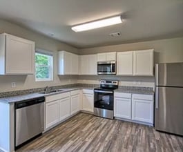 219 Long Grove Ln in Greer, SC - Building Photo - Building Photo