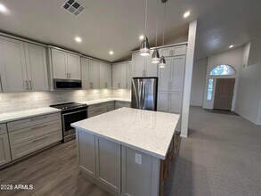 16021 S 43rd Pl in Phoenix, AZ - Building Photo - Building Photo