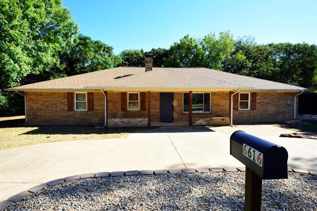 6616 Crooked Ln in Flower Mound, TX - Building Photo