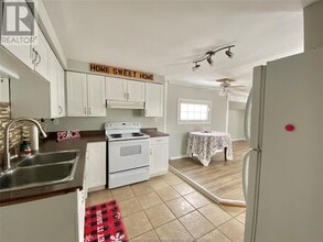 22 Malden Hill Dr in Amherstburg, ON - Building Photo - Building Photo