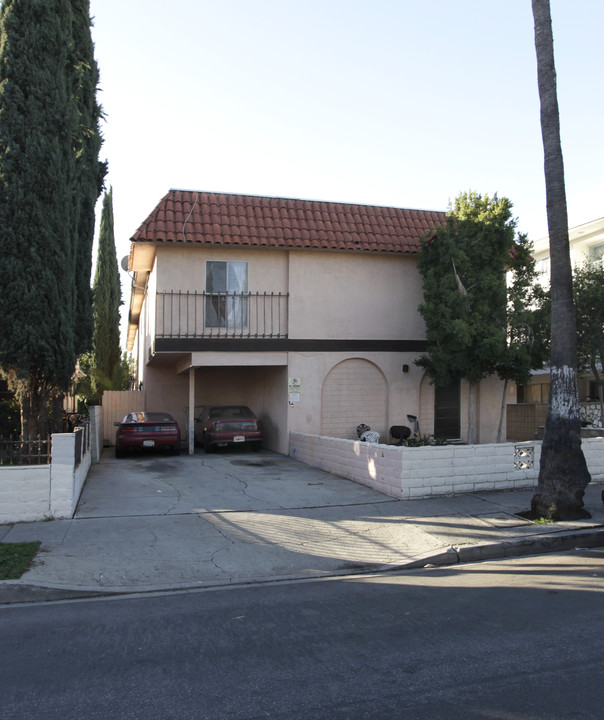 5732 Lexington Ave in Los Angeles, CA - Building Photo