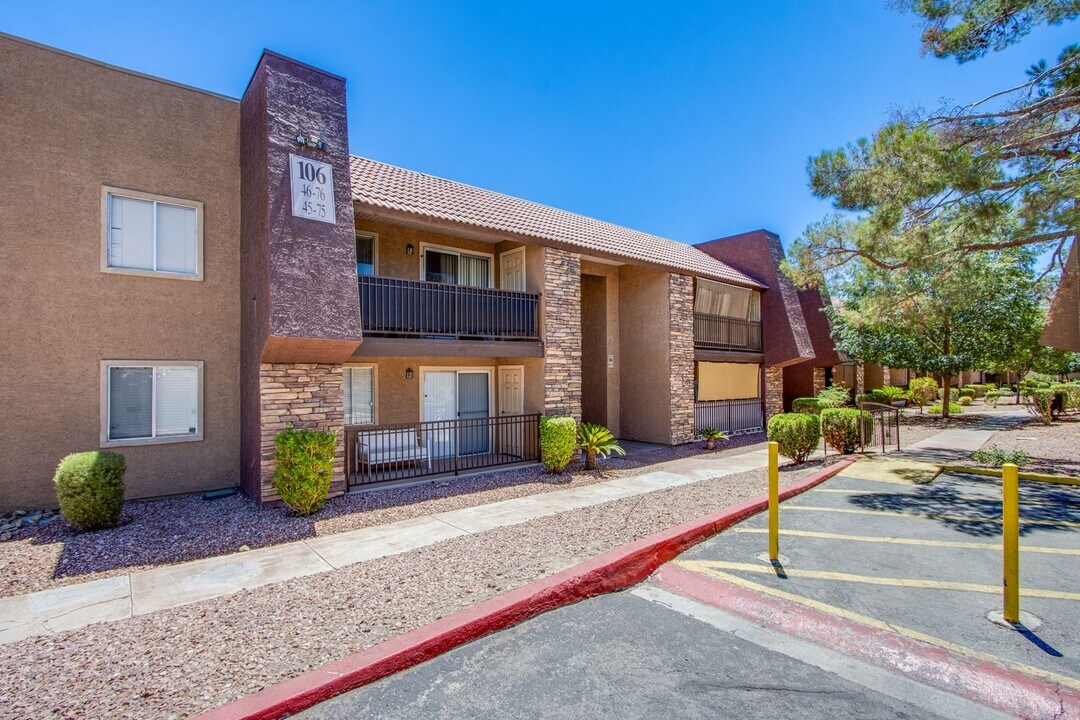 4310 Sandy River Dr in Las Vegas, NV - Building Photo