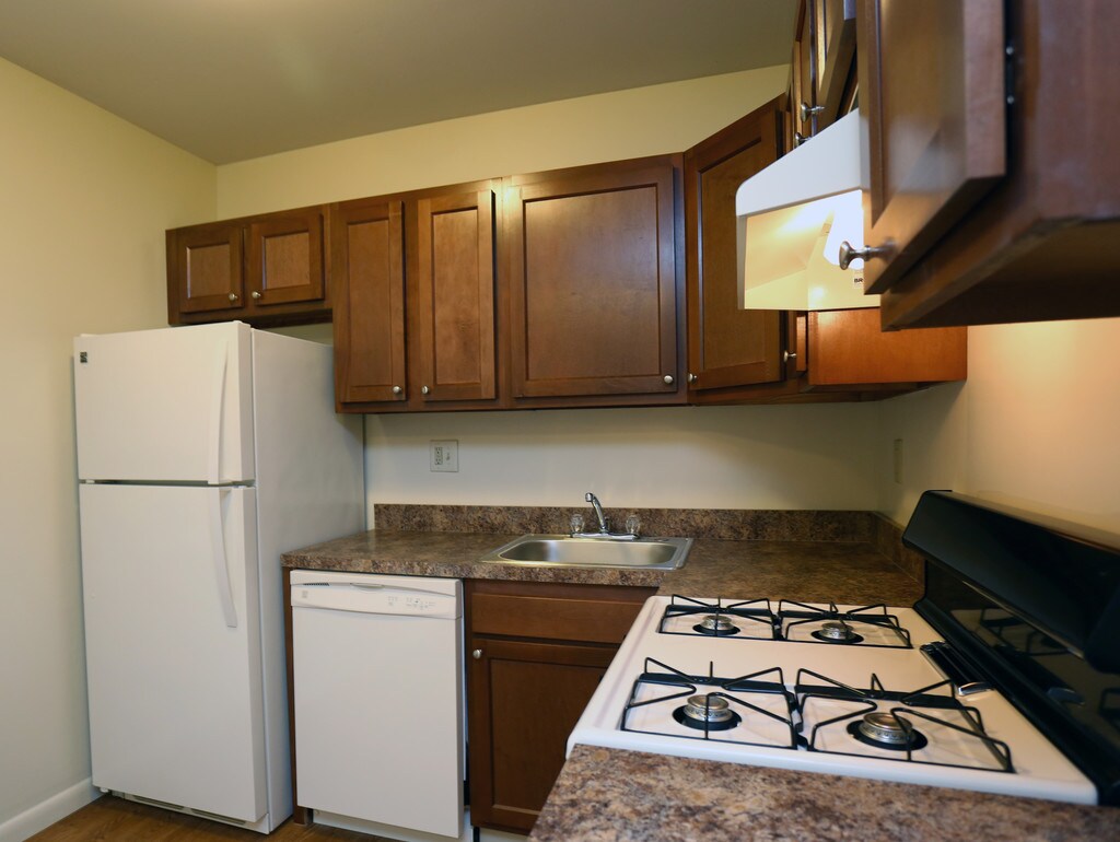 Presidential Court Apartments in Runnemede, NJ