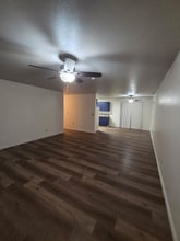 512 S Dearing Ave in Fresno, CA - Building Photo - Building Photo