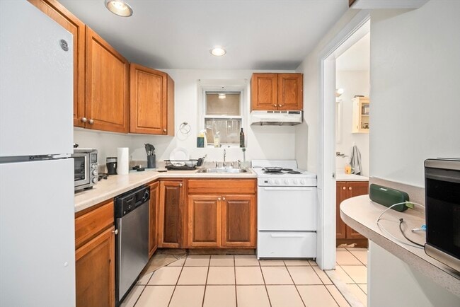 163 W 2nd St in Boston, MA - Building Photo - Building Photo