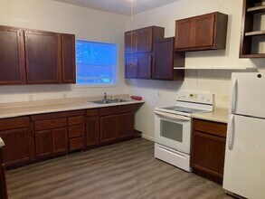 907 Clinton St in La crosse, WI - Foto de edificio - Building Photo