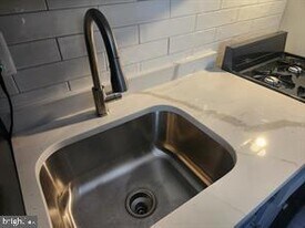 1126 48th Pl NE in Washington, DC - Building Photo