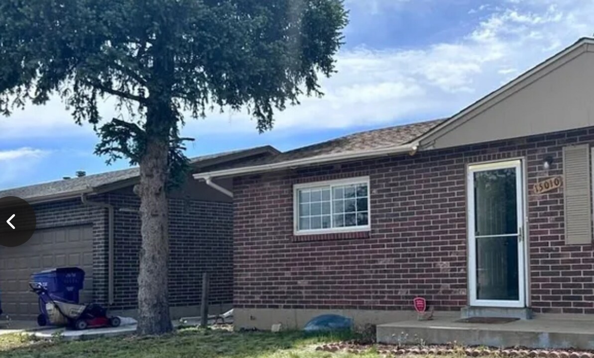 15010 E 55th Ave in Denver, CO - Building Photo