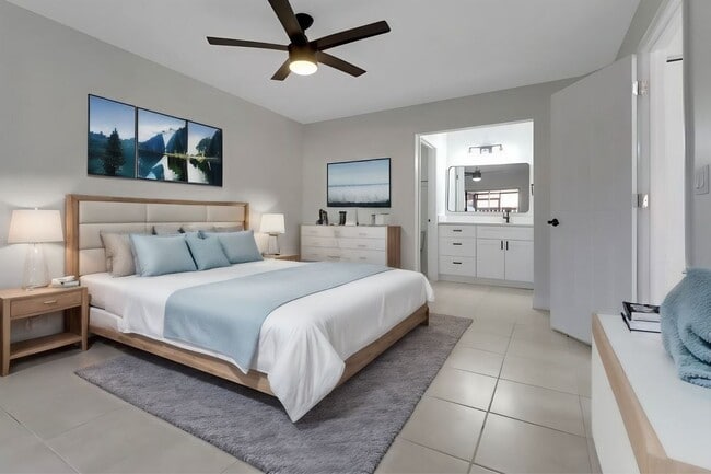 6350 Royal Woods Dr in Ft. Myers, FL - Building Photo - Building Photo