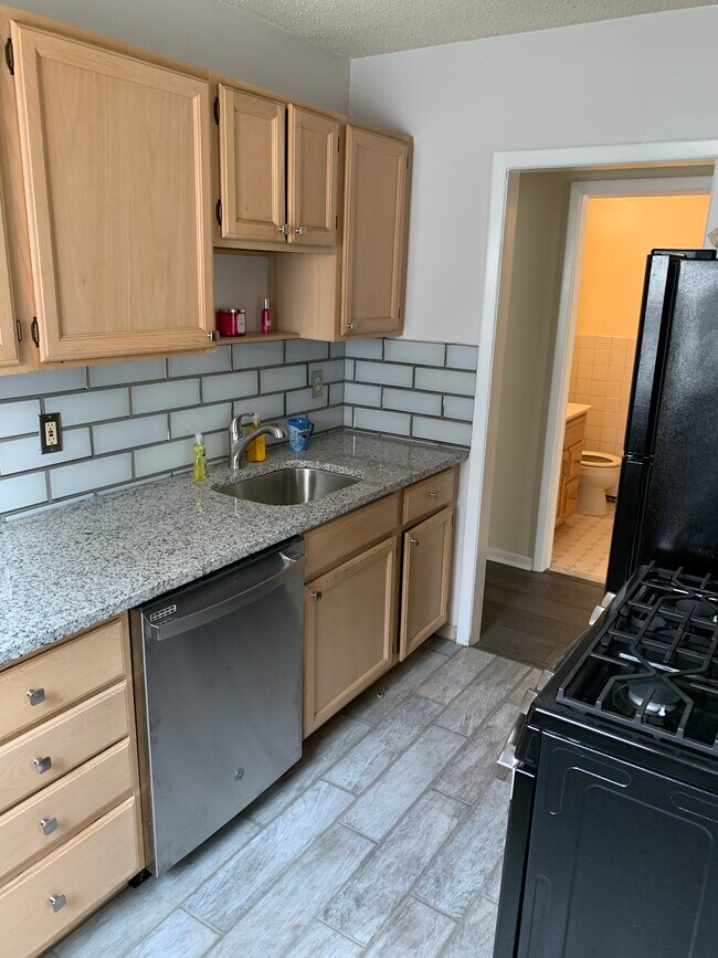 157 Burmont Rd, Unit 1