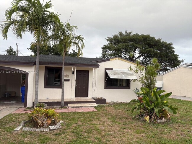 2515 Wiley Ct in Hollywood, FL - Building Photo - Building Photo
