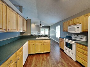 1526 Bay Harbor Dr in Orange Park, FL - Building Photo - Building Photo