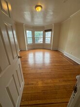 1118 Lindley Ave, Unit 2 in Philadelphia, PA - Building Photo - Building Photo