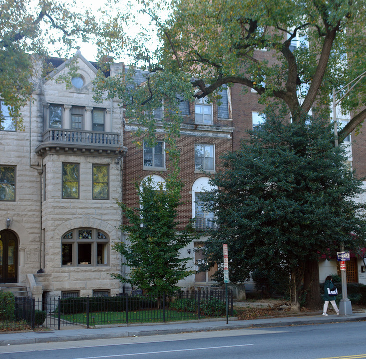 1929 16th St NW in Washington, DC - Building Photo