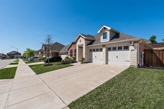 5520 Baker Creek Rd in Fort Worth, TX - Building Photo - Building Photo