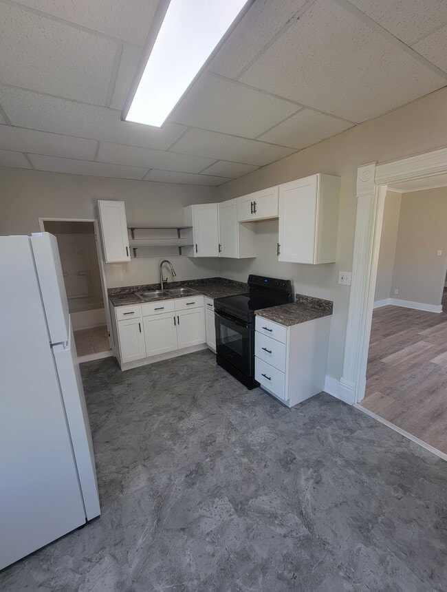 property at 516 2nd Ave S