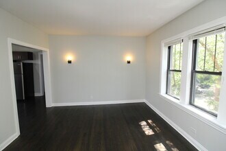 1540 W Waveland Ave in Chicago, IL - Building Photo - Building Photo