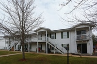 Village on the Green Apartments